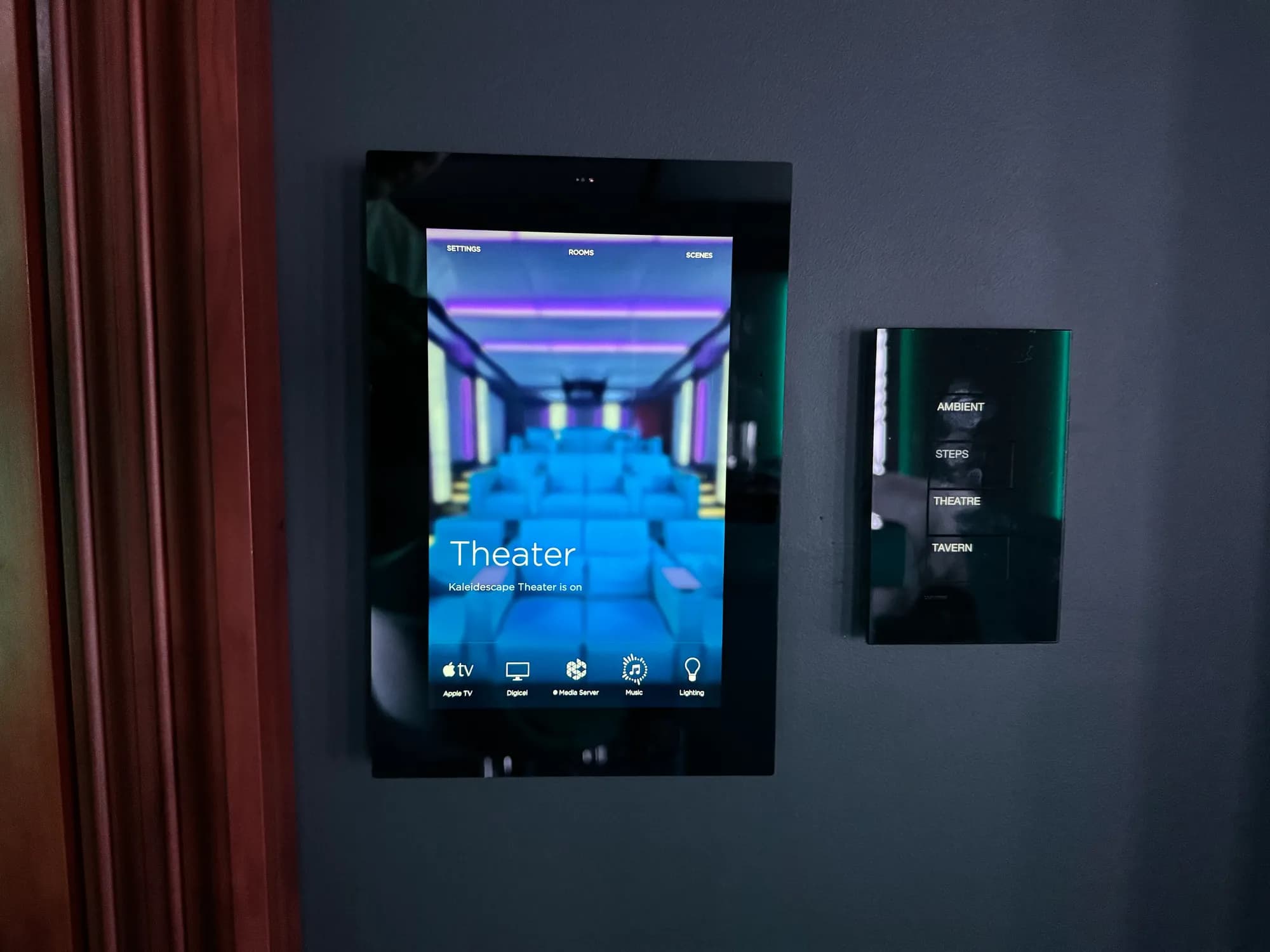 The whole room on a single touch, from a wall keypad
