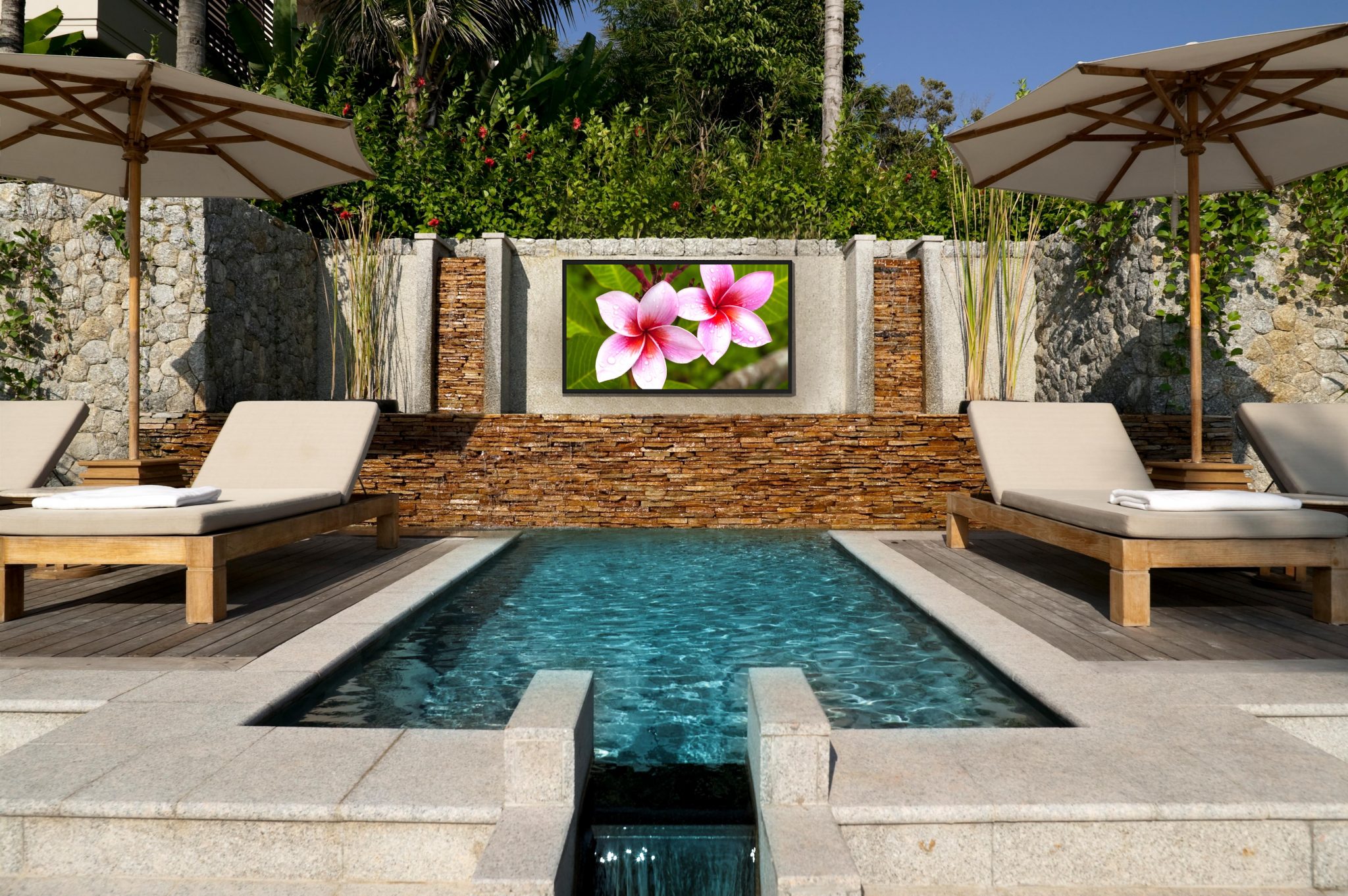 Outdoor Televisions Elevated Integration Technology & Automation